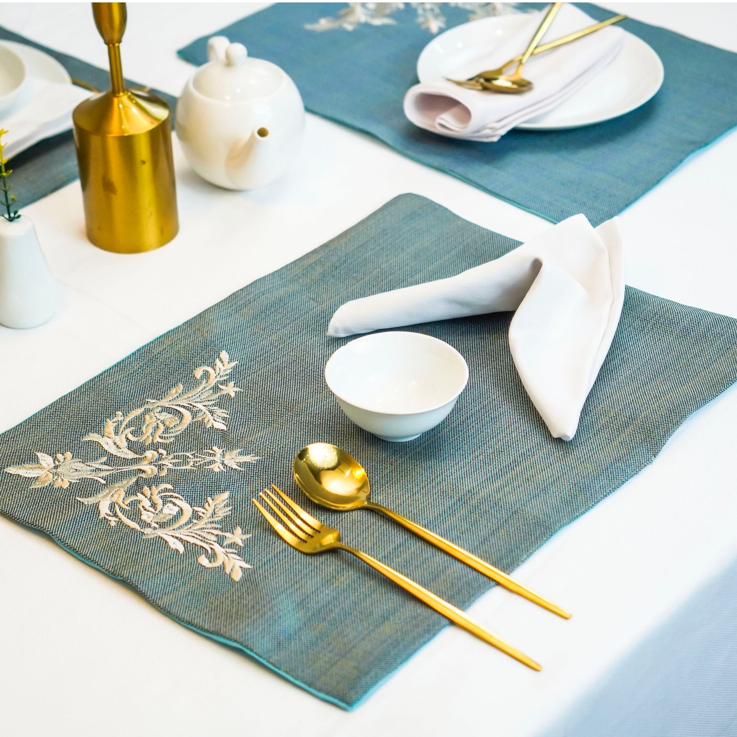 Floral Teal Ferozi Jute Embroidered Mats