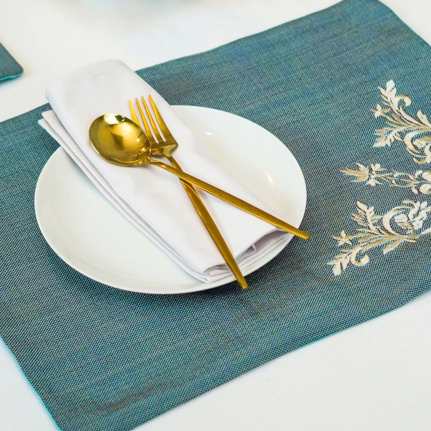 Floral Teal Ferozi Jute Embroidered Mats