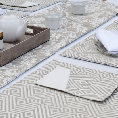 Majestic Bonanza Sand brown Table Set