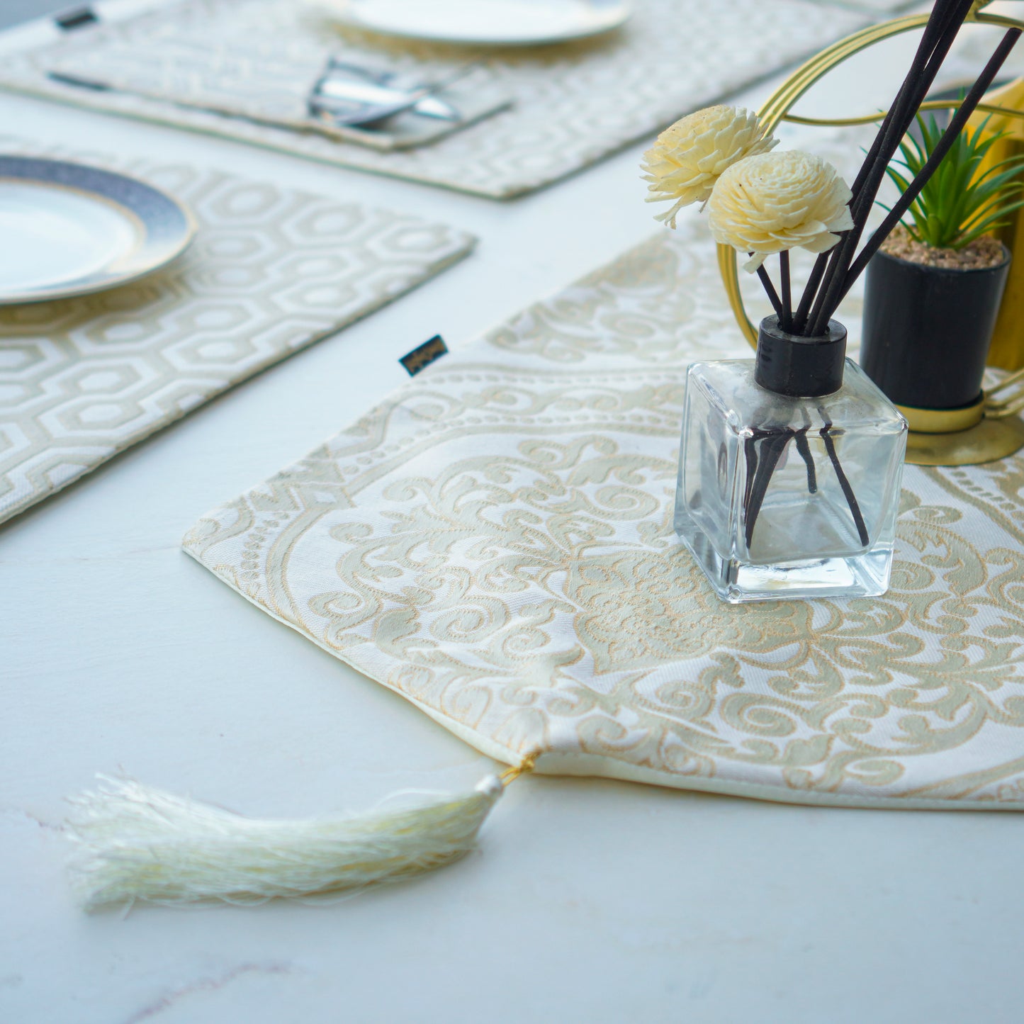 Floral Hive Rose Gold Table Set